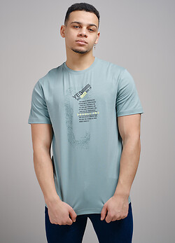 Чоловіча футболка з текстовим принтом