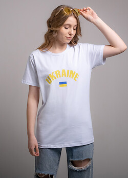 Футболка жіноча